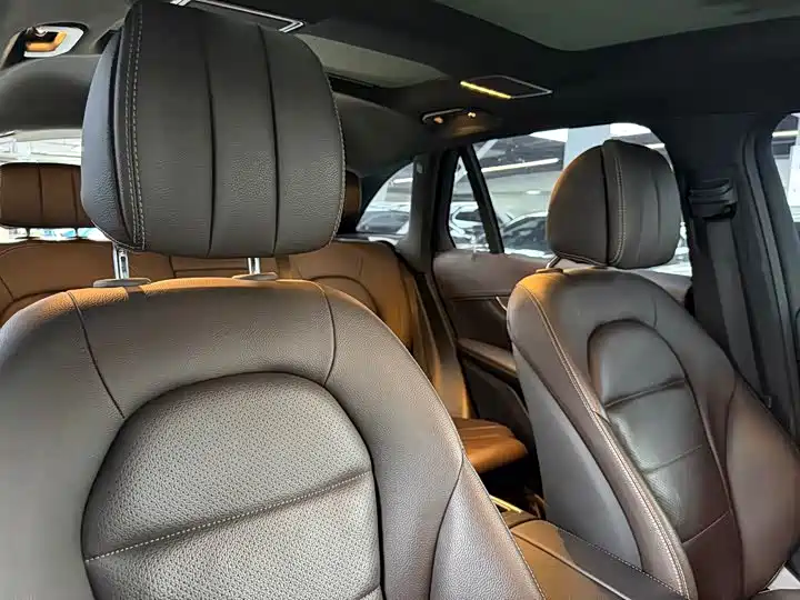 Mercedes-Benz GLC 2020 — фото 16