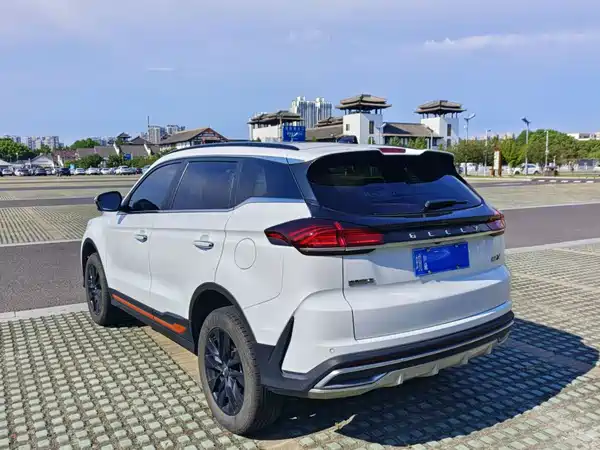 Geely Boyue 2022