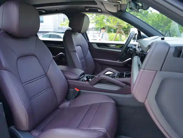 Porsche Cayenne 2024