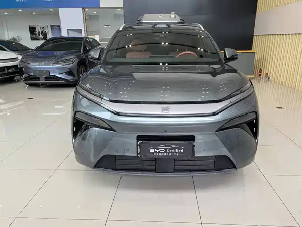 BYD Tang L 2025