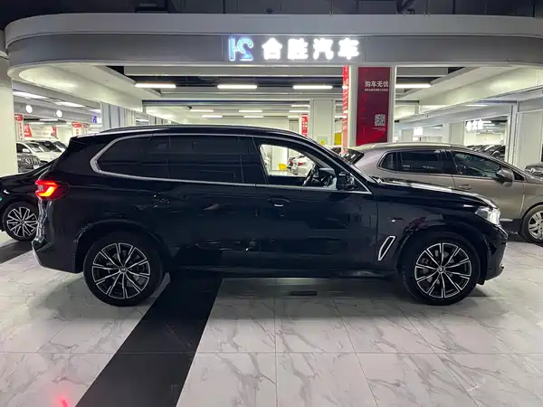 BMW X5 2022