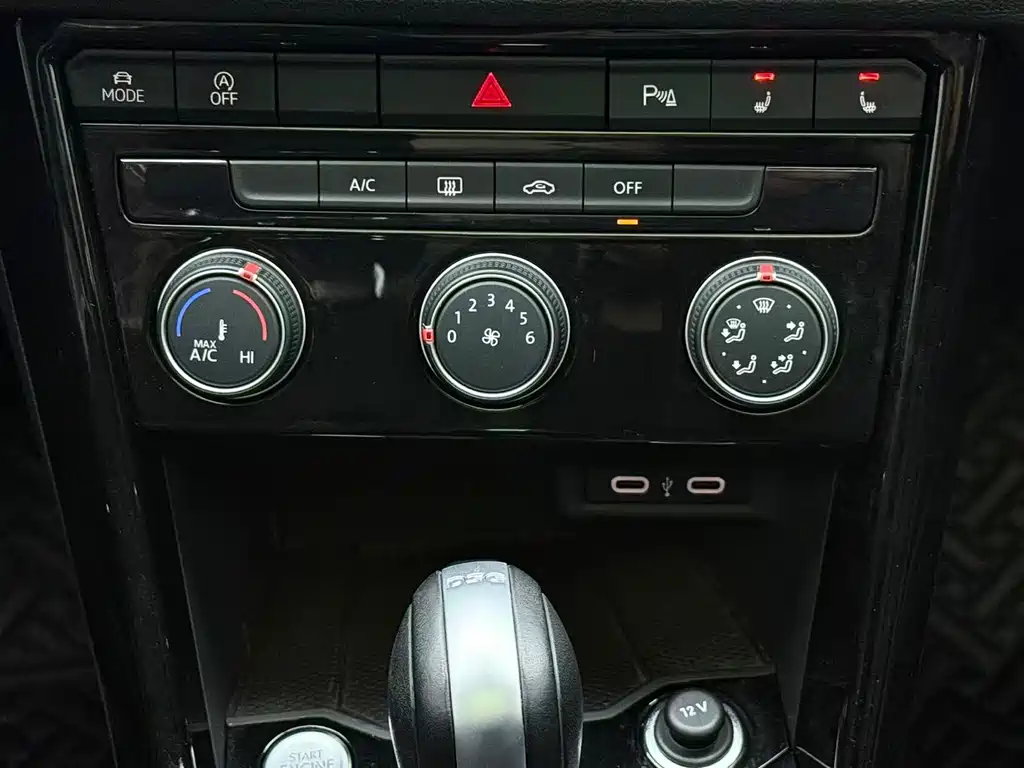 Volkswagen T-Roc 2022 — фото 20