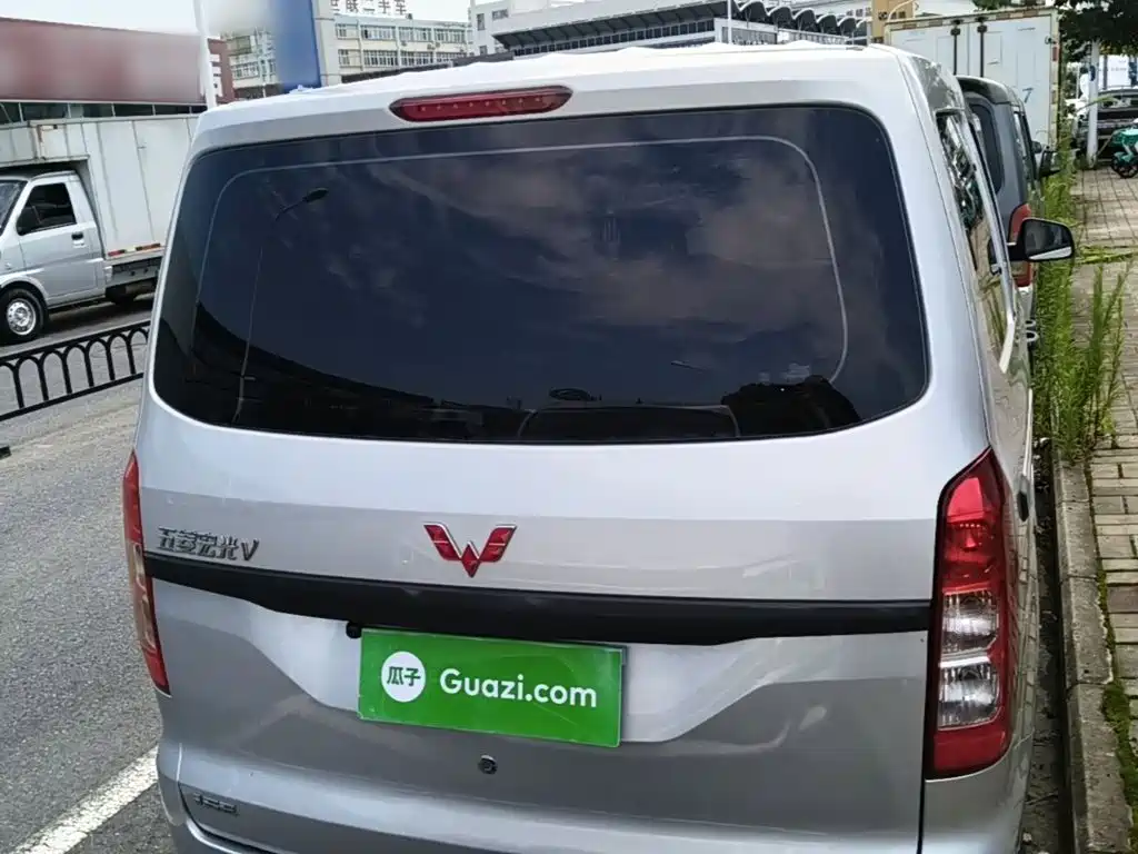 Wuling Hongguang V 2023