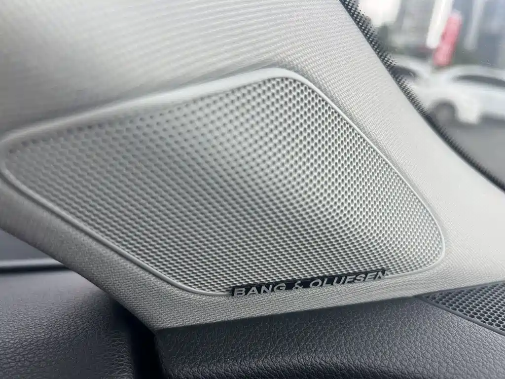 Audi Q7 2023 — фото 18