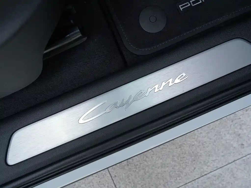Porsche Cayenne 2025 — фото 14