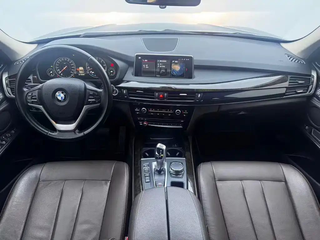 BMW X5 2018 — фото 6