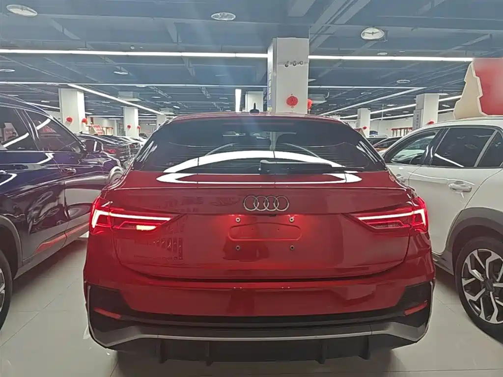 Audi Q3 Sportback 2021 — фото 6