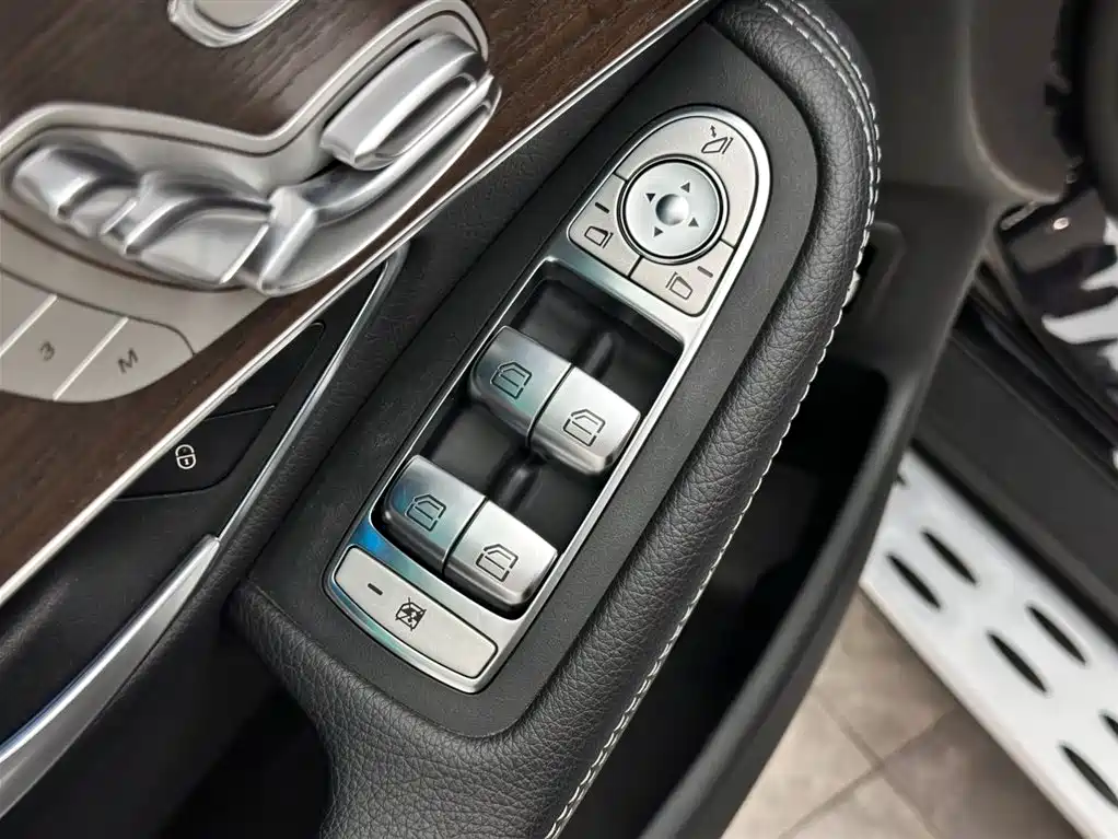 Mercedes-Benz GLC 2022 — фото 16