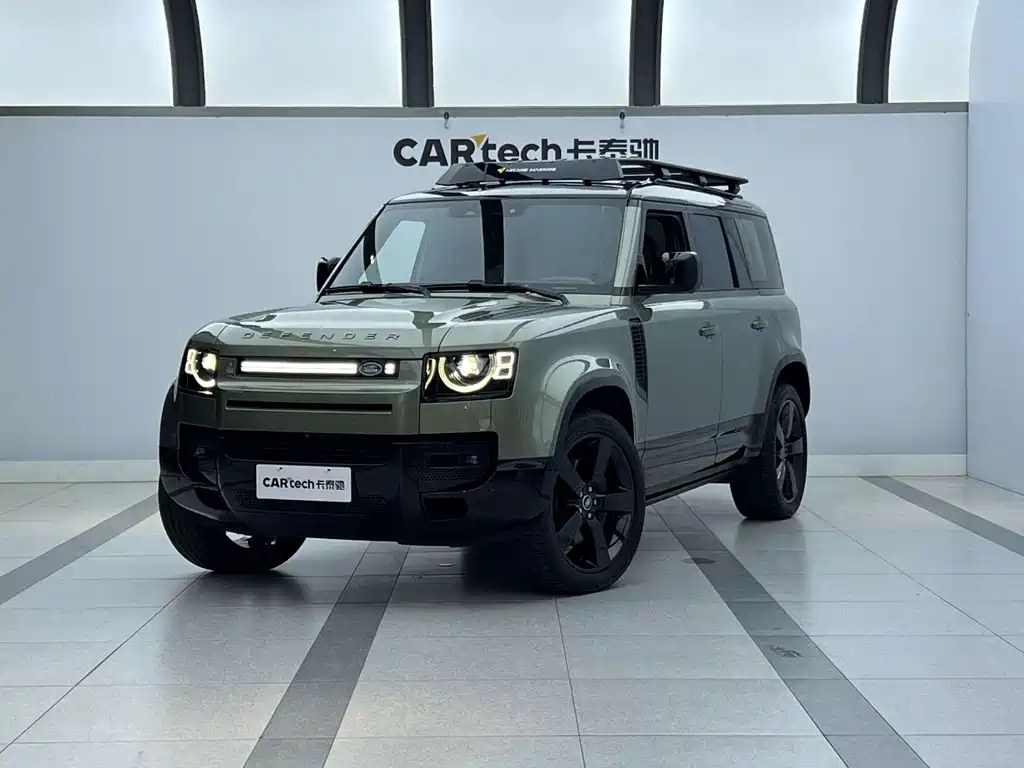 Land Rover Defender 2025 — фото 1