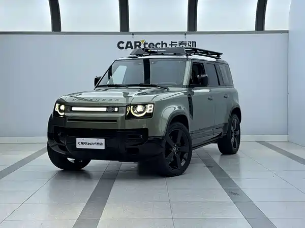 Land Rover Defender 2025