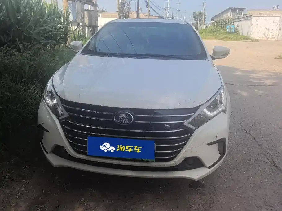 BYD Qin NEV 2018 — фото 2