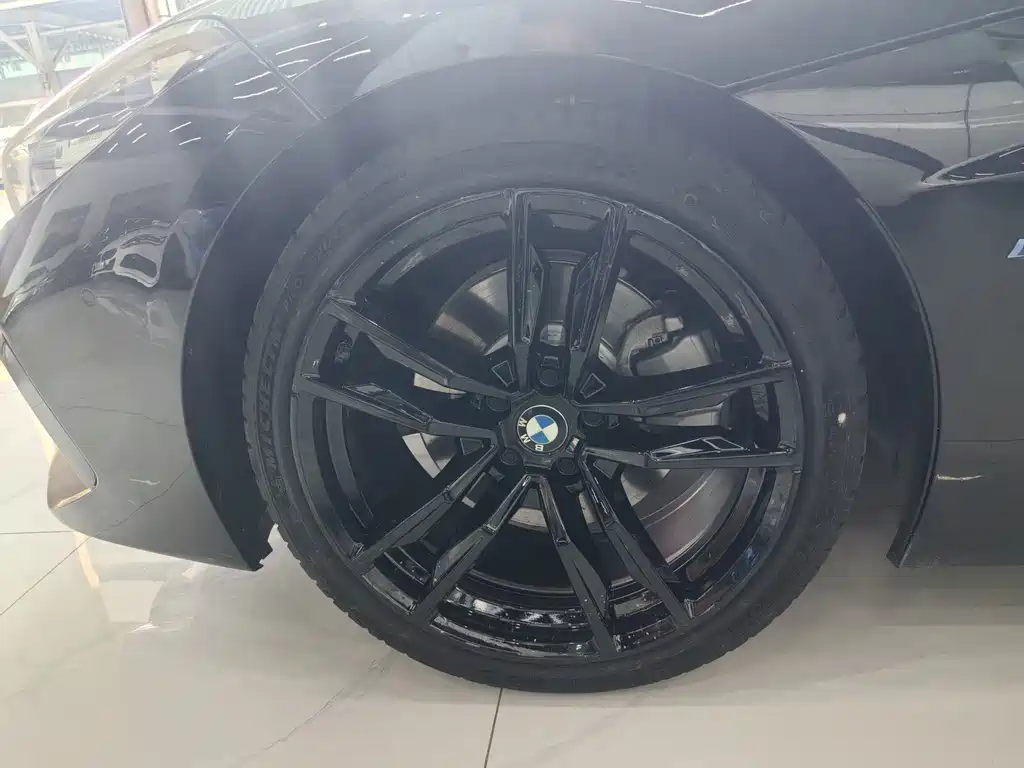 BMW Z4 2021 — фото 4