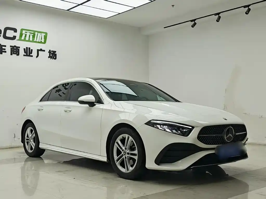 Mercedes-Benz A-Class 2023