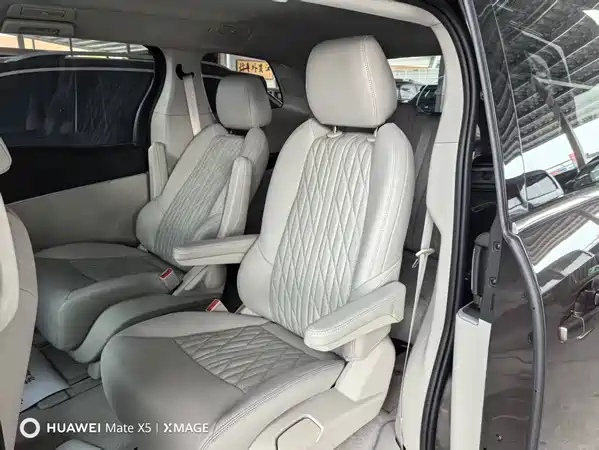Buick GL8 2023