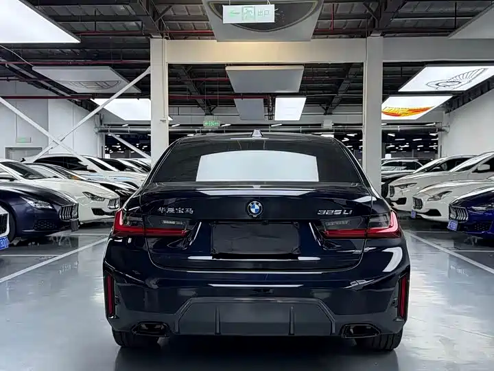 BMW 3 Series 2023 — фото 18