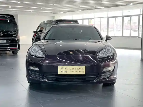 Porsche Panamera 2013