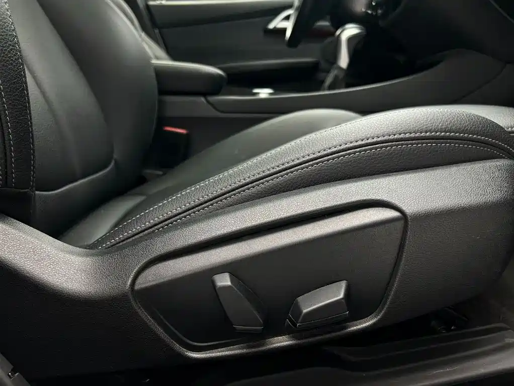 BMW 1 Series 2019 — фото 18