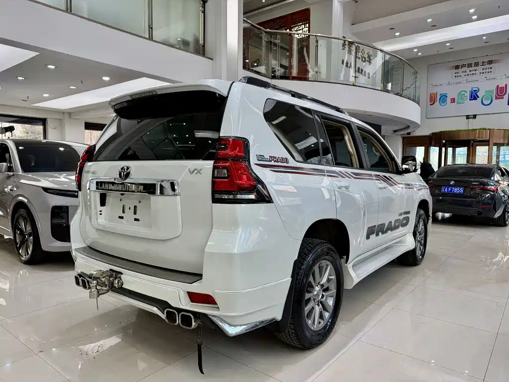 Toyota Prado 2018 — фото 19