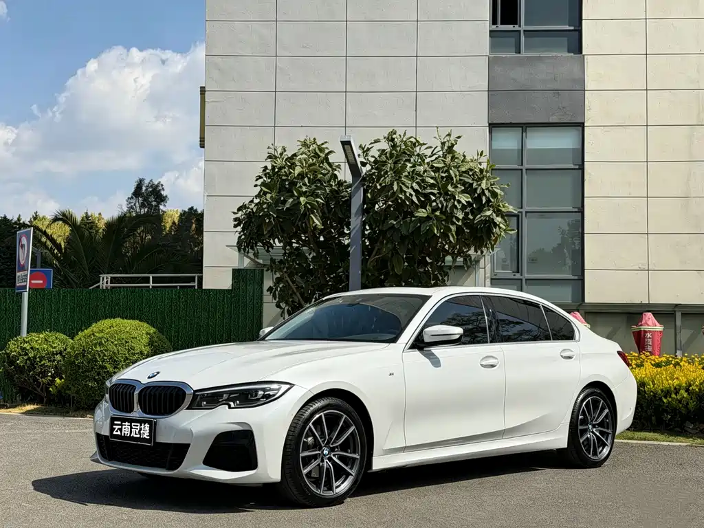 BMW 3 Series 2022