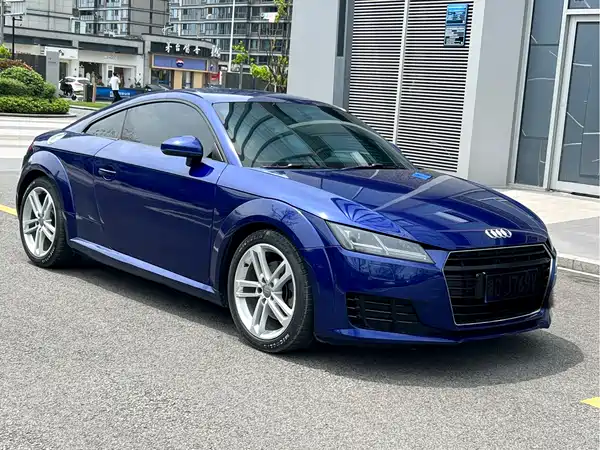 Audi TT 2015