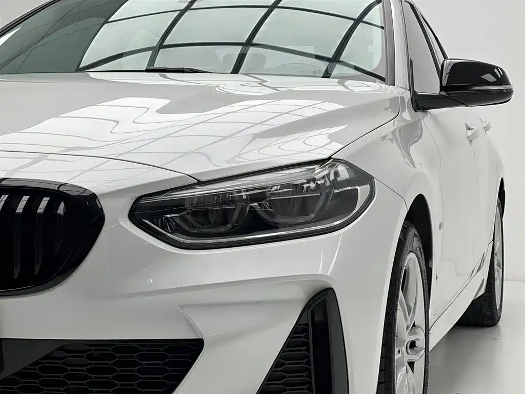 BMW 1 Series 2021