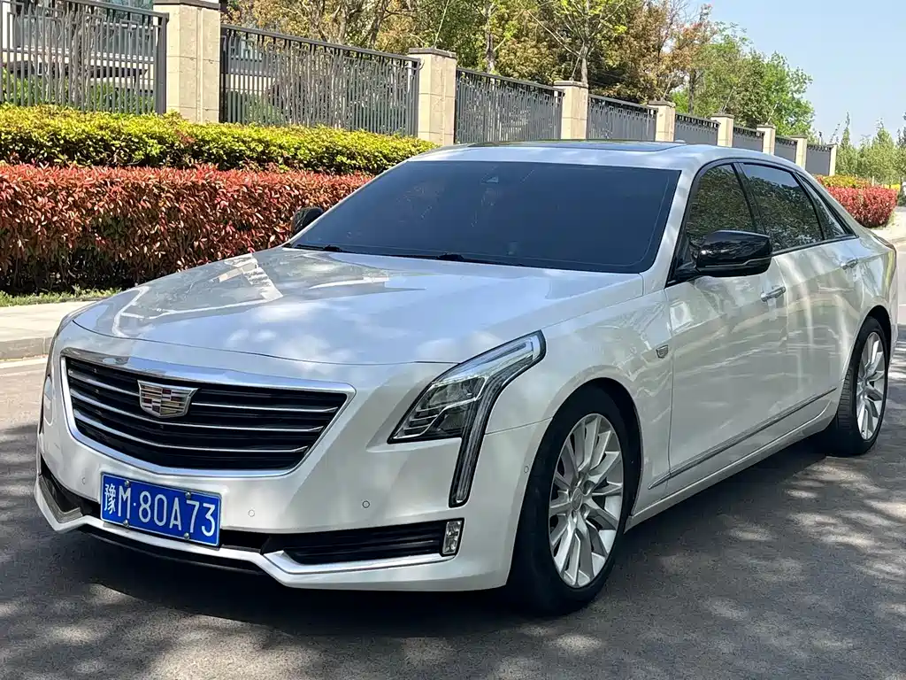 Cadillac CT6 2017