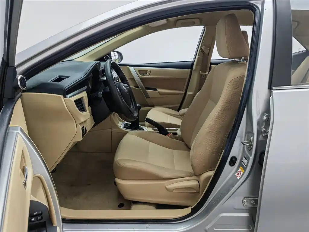 Toyota Corolla 2014 — фото 10