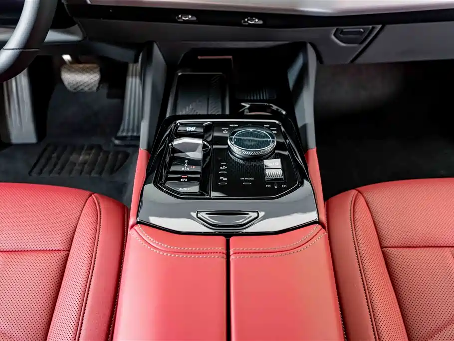 BMW i5 2026 — фото 12