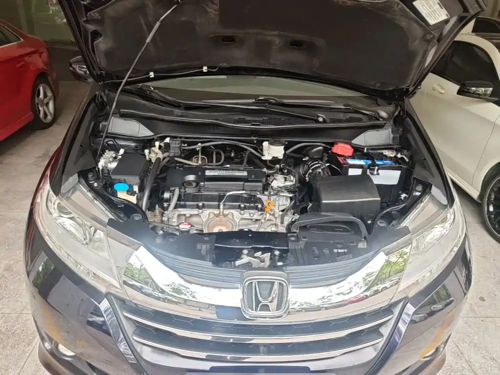 Honda Odyssey 2015 — фото 16