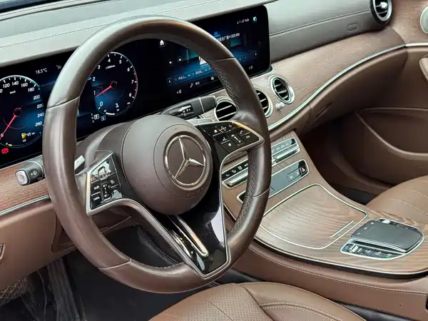 Mercedes-Benz E-Class 2023