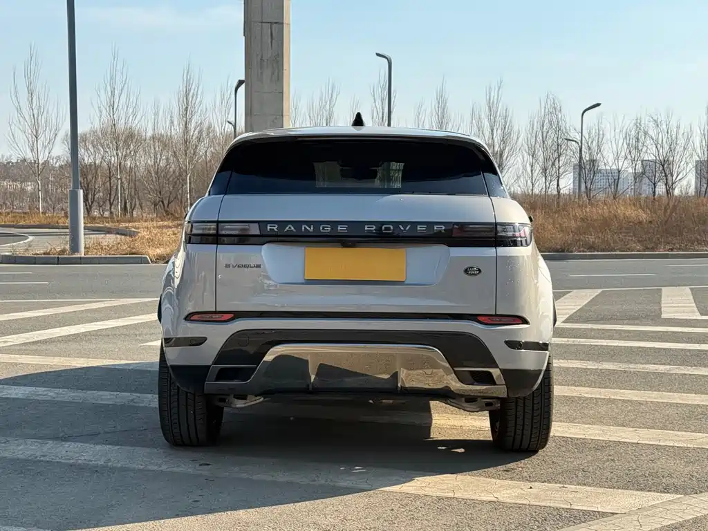 Land Rover Evoque 2024 — фото 8