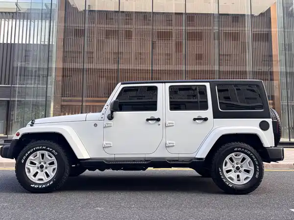 Jeep Wrangler 2015