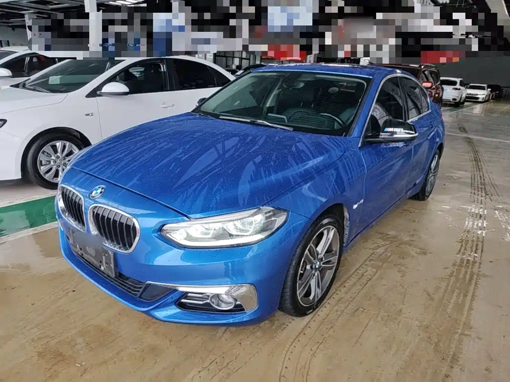 BMW 1 Series 2018 — фото 1