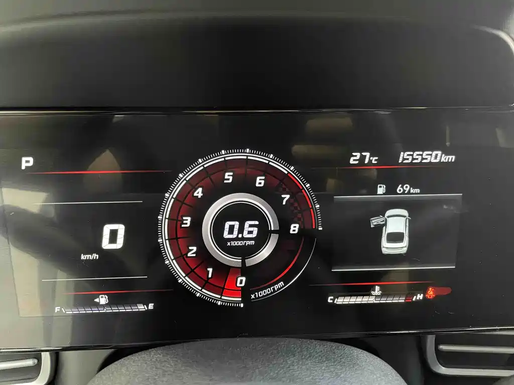 Hyundai Elantra 2022 — фото 18
