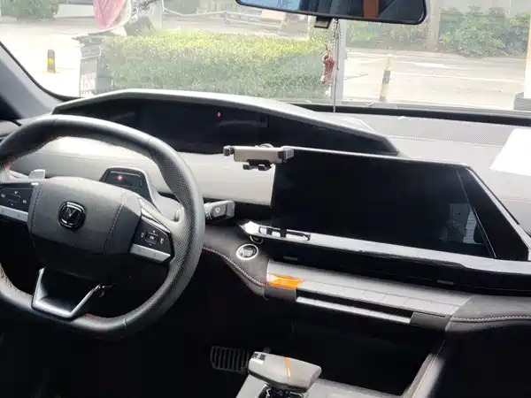 Changan UNI-V 2022