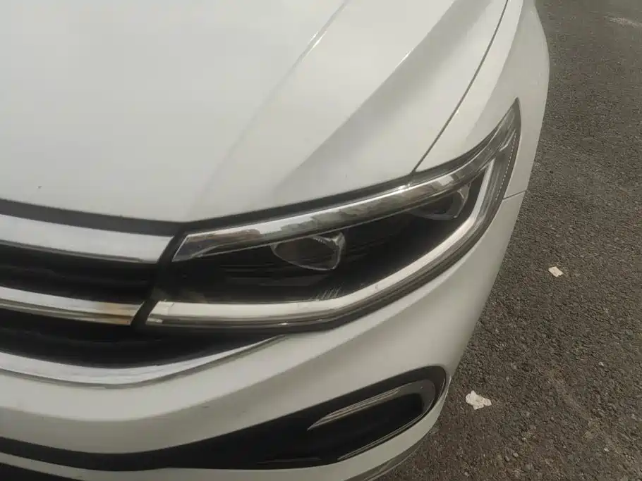 Volkswagen Bora 2023