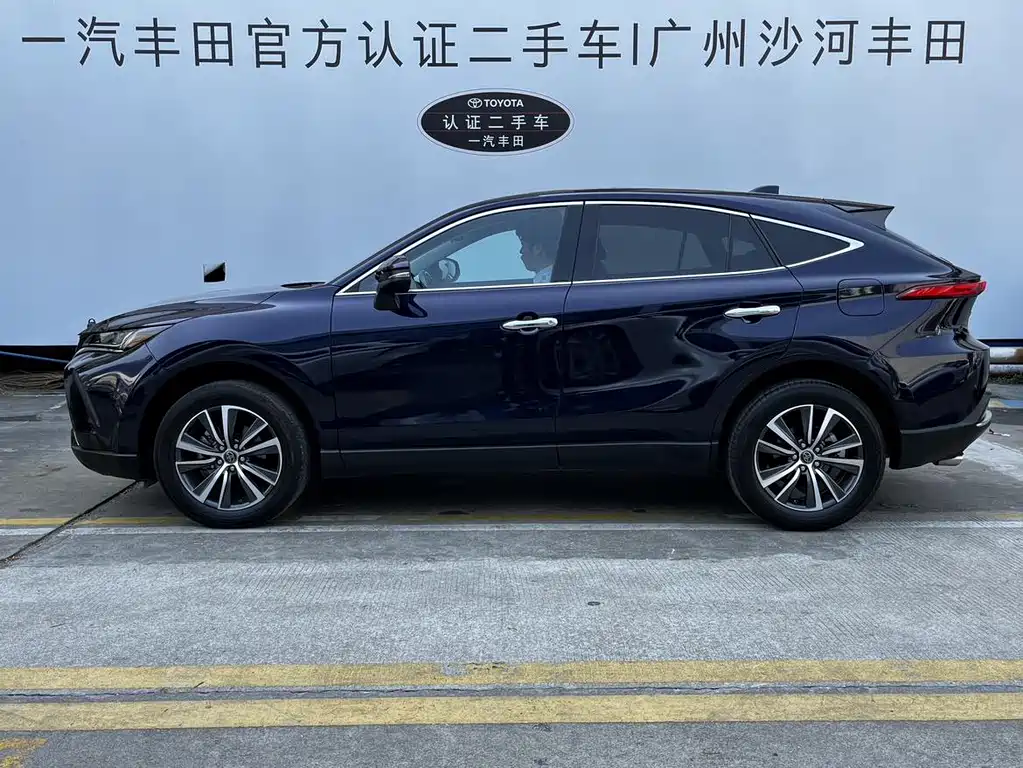 Toyota Harrier 2023 — фото 7