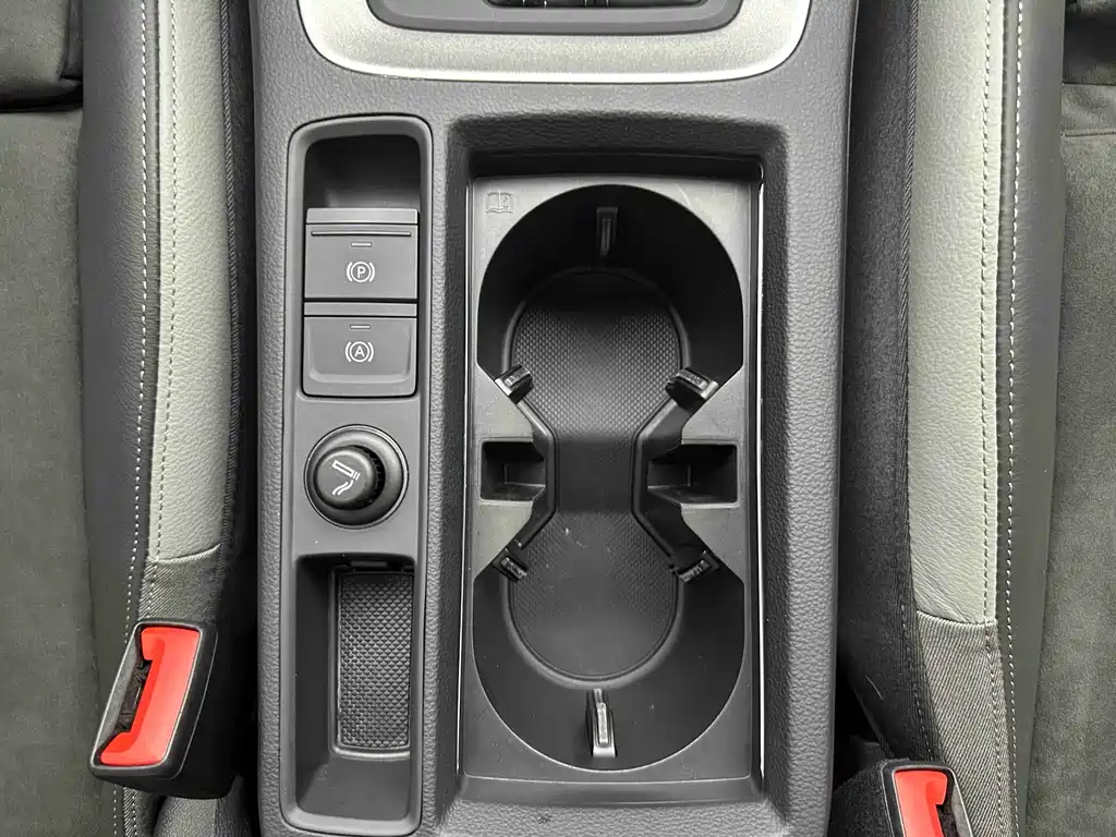 Audi Q3 2021 — фото 17
