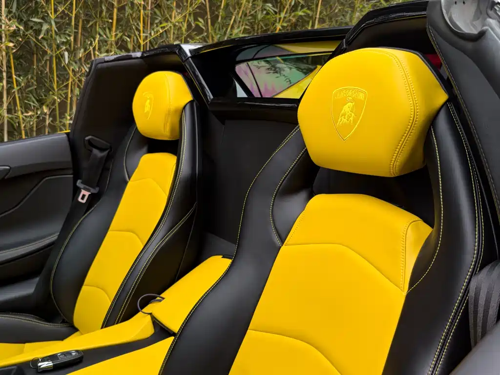 Lamborghini Aventador 2016 — фото 15