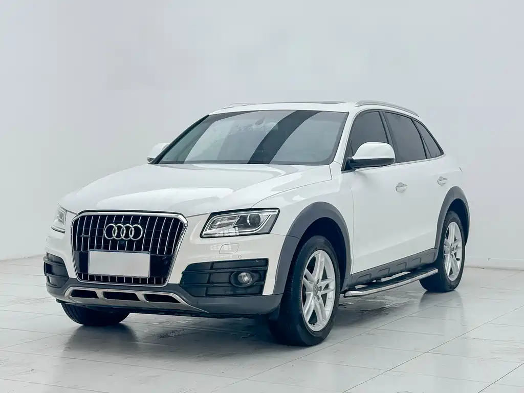 Audi Q5 2018 — фото 1