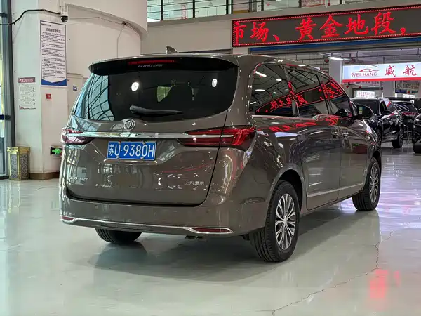 Buick GL8 2021