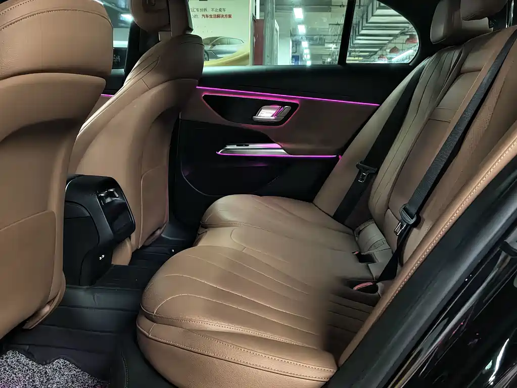 Mercedes-Benz E-Class 2025