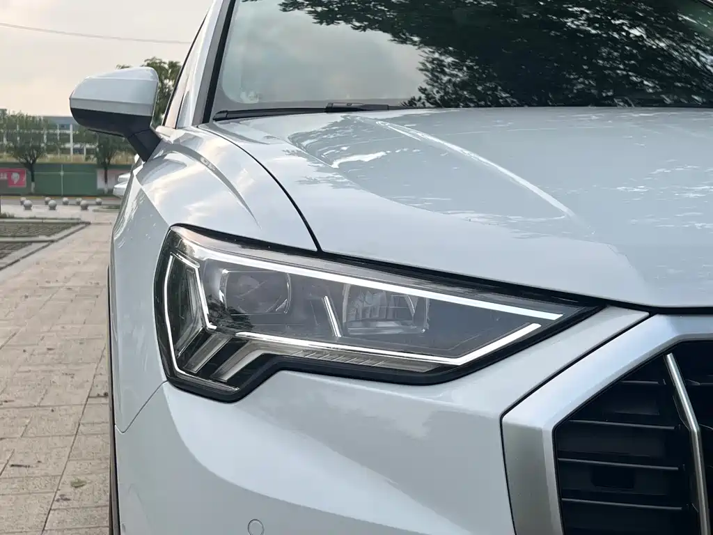 Audi Q3 2022 — фото 13