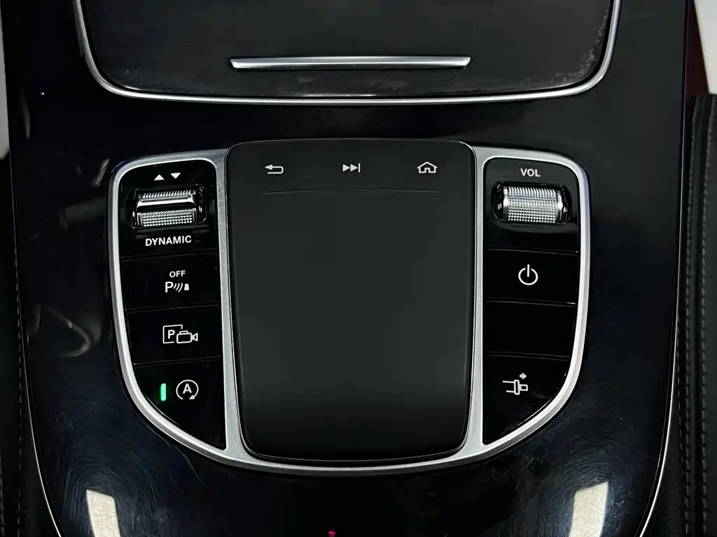 Mercedes-Benz E-Class 2020 — фото 33
