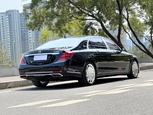 Mercedes-Benz Maybach S-Class 2018