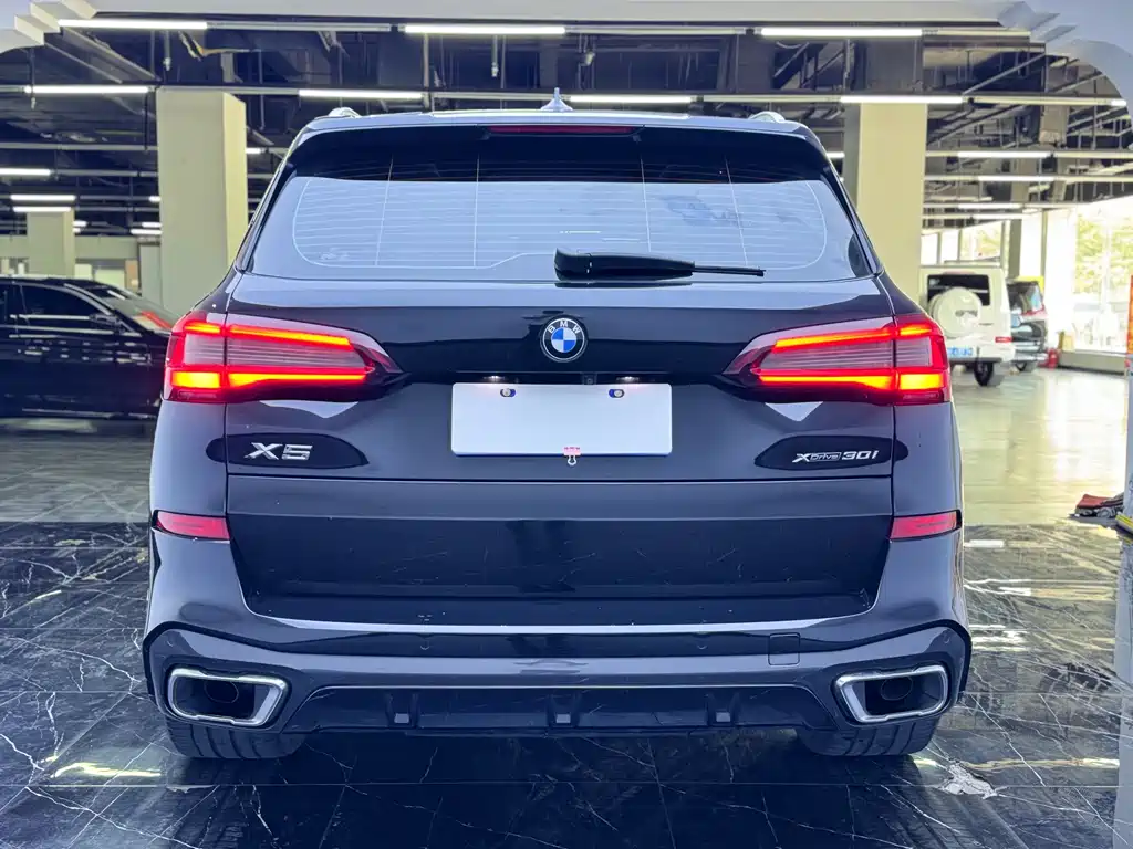 BMW X5 2021 — фото 22