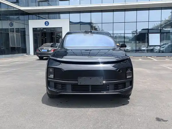 Li Auto L9 2025
