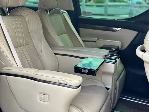 Toyota Alphard 2021
