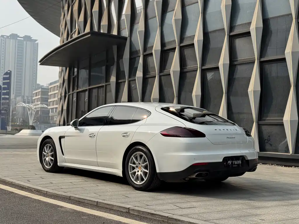 Porsche Panamera 2013 — фото 23