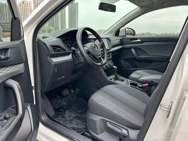 Volkswagen Tharu 2021